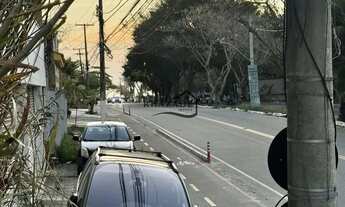 Imagem: Excelente terreno em aclive na entrada da