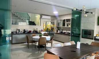 Imagem 2: Sobrado Alto Padrão com 4 suítes - 305 m² - 1407 sul - Condomínio Mirante do Lago - Próxim