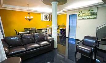 Imagem 7: Seu Refúgio em Morada de Laranjeiras Casa Duplex com Piscina e Vista para Reserva