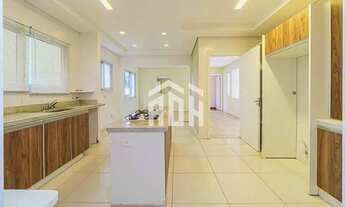 Imagem 3: Oportunidade Imperdível - Casa de Alto Padrão em Excelente Localização