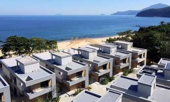 Imagem 2: Casas de condomínio pé na areia para venda com 4 suítes, jardim e piscina