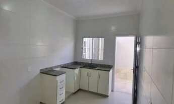 Imagem 2: LINDA CASA PROXIMA AO NOVO SHOPPING COM 2 DORMITÓRIOS SENDO 1 SUITE EM PRAIA GRANDE