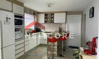 Imagem 4: Casa em Rua Nicolau Serrato Sobrinho - Novo Mundo - Curitiba/PR