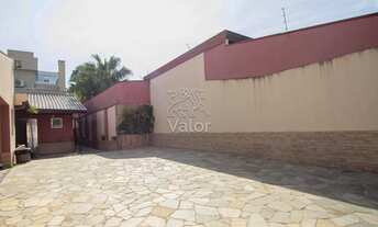 Imagem 3: Casa Térrea Ampla no Mercês 4 Quartos, Suíte e Espaço para Home Office