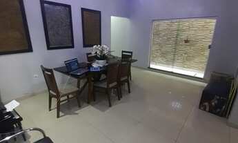 Imagem 4: SARÁTY VENDE - Lindíssima casa com 6 suítes, piscina e churrasqueira na Avenida Ceará