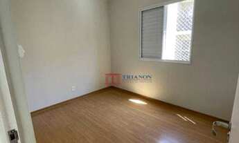 Imagem 5: Apartamento em Santa Terezinha com 2 dormitórios, sacada, banheiro completo e cozinha com