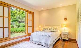 Imagem 4: Casa de condomínio para venda possui 300 metros quadrados com 5 quartos em Cuiabá - Petróp