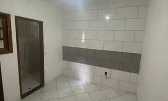 Imagem 4: Casa espaçosa 2 quartos 2 banheiros e garagem