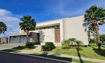 Imagem: Casa Duplex no condomínio Florais dos Lagos