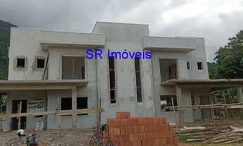 Imagem 2: Casa com 03 suítes, Piscina, Em esquina. Entrega prevista para Junho