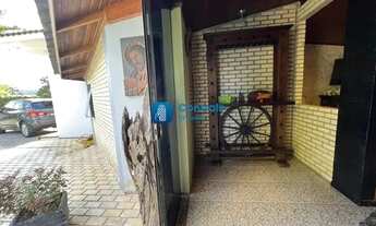 Imagem 6: Casa com 3 dormitórios no Centro de Santo Amaro da Imperatriz - SC