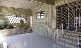 Imagem: Casa para venda tem 200 metros quadrados