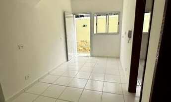 Imagem: Casa de Condomínio com 2 dorms, Cidade