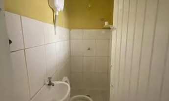 Imagem 6: Casa com 01 dormitório, sala, cozinha, banheiro e área de serviço - sem vaga de garagem.