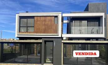 Imagem 3: Residência 150m²,3 dormitórios,amplo jardim,3 quadras do mar,Garopaba/SC