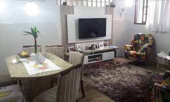 Imagem 3: Casa para Venda - 228m², 3 dormitórios, 3 vagas - Teresópolis