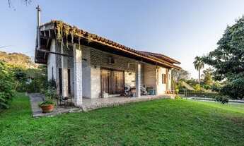 Imagem 4: Porto Alegre - Casa Padrão - Tristeza