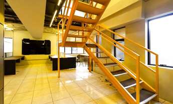 Imagem 6: Conjunto comercial duplex, pé direito duplo, 160m2, 4 vagas de garagem em ótima localizaçã