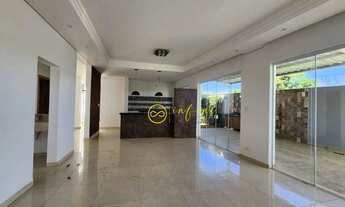 Imagem: Casa de Condomínio com 2 Quartos, todos