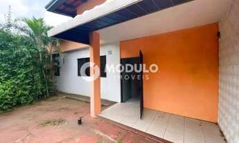 Imagem: Casa comercial disponível para locação