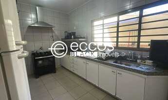 Imagem 5: Casa para aluguel, 4 quartos, 1 suíte, 2 vagas, CENTRO - ARAGUARI/MG