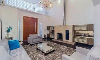 Imagem 2: Casa à venda em Vila Jardim com 480 m², 5 quartos, 3 suítes, 4 vagas