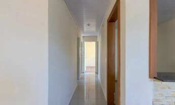 Imagem 7: Casa térrea no Residencial Butui, possui 3 dormitórios, living espaçoso, cozinha funcional