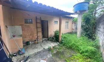Imagem 2: Casa a venda no Bairro campinho em Porto Seguro . 2/4 1 sala cozinha americana 1 banheiro