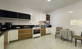 Imagem 3: Casa á Venda em Morada de Laranjeiras-3 Quartos-Suíte 3 Vagas