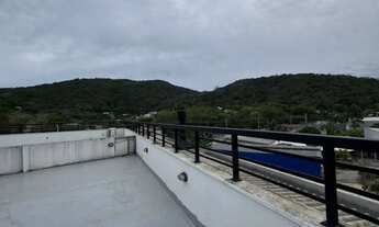 Imagem 3: Cobertura para Venda em Florianópolis, Rio Tavares, 2 dormitórios, 2 suítes, 4 banheiros