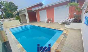 Imagem: Casa 05 suítes e piscina balneario Atami