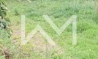 Imagem 2: Terreno à venda com casa com 1 quarto, 1 banheiro, 1 cozinha, quintal grande, 850m², Cuiab