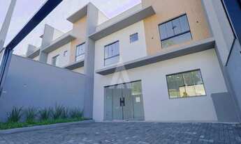 Imagem: Sobrado Geminado à Venda em Joinville