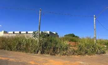 Imagem 2: Lote comercial à venda na Av. Bafim, Moinho dos Ventos/GO