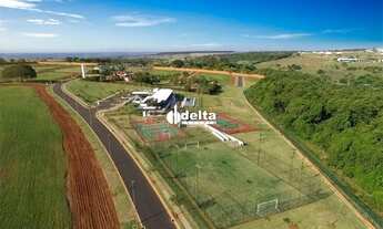 Imagem 2: Terreno no Condomínio Alphaville 2 disponível em Uberlândia MG