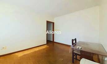 Imagem 4: Apartamento de 3 dormitórios para alugar no bairro Santa Cecília em Porto Alegre