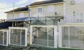 Imagem 2: Sobrado duplex semimobiliado à venda no bairro Planalto Rio Branco, Caxias do Sul/RS