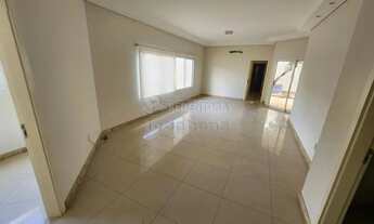 Imagem 2: Casa com 03 dormitórios, sendo 02 suítes no Condomínio Damha 4