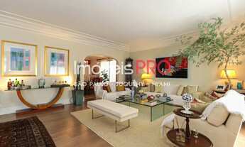 Imagem 3: 330m² com excelente localização no Morro dos Ingleses