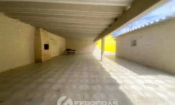 Imagem 6: Casa Ampla no Centro com 3 Dormitórios e Espaço Gourmet