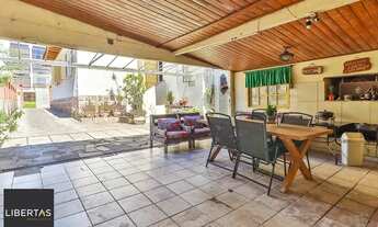 Imagem 2: Casa 6 dormitórios à venda Teresópolis Porto Alegre/RS