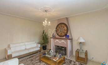 Imagem 5: Casa para Venda - 240m², 3 dormitórios, sendo 1 suites, 3 vagas - Partenon