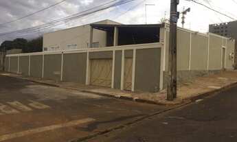 Imagem: Vende-se ou troca-se Casa no Bairro de