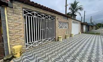 Imagem: Casa Mobiliada com 3 Dorms em Mongaguá