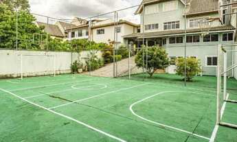 Imagem 5: Casa com 600 m² construída e 680 de terreno, com 05 quartos em São Lourenço/Ahú - Curitiba