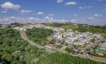Imagem 6: Terreno com ótima topografia em rua tranquila, já com vizinhança