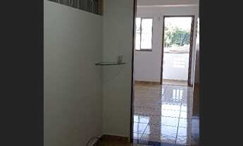 Imagem 2: Kitnete em Bairro de Fátima com Varanda