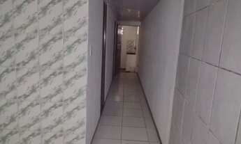 Imagem 6: Vendo casa 2 quartos,sala, cozinha, banheiro área de serviço e varanda, TÉRREO