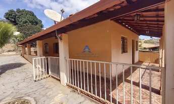 Imagem 2: Casa com 3 dormitórios à venda em Brumadinho