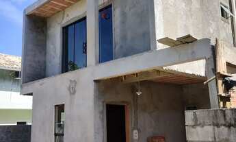 Imagem 3: Vendo sobrado em fase de acabamento